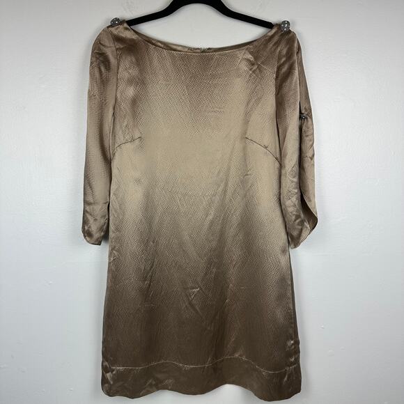 BCBGMAXAZRIA Womens Hammered Scoop Neck 100% Silk Champagne Shift Dress Small - Picture 1 of 11